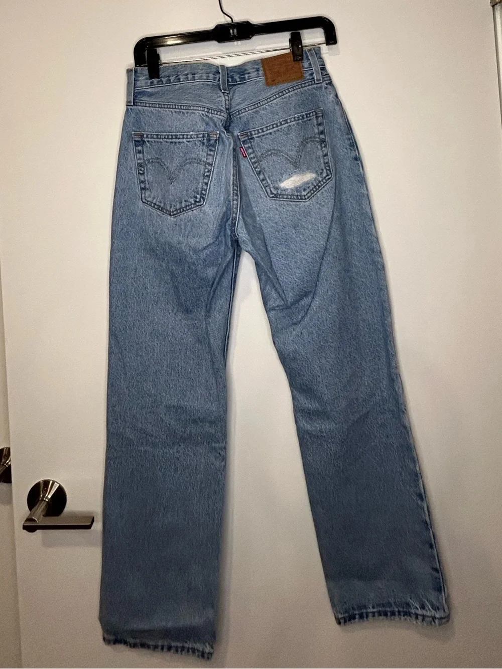 Levi's 501 Original Ripped Distressed Jeans Size W25 L30 - Picture 2 of 6